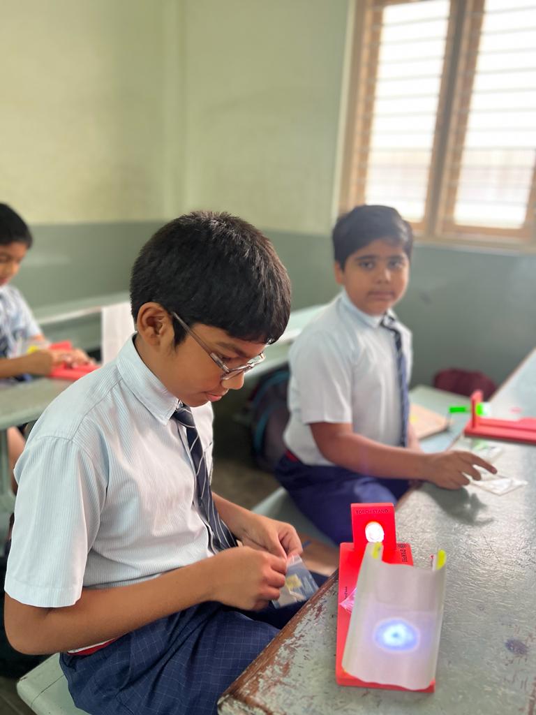 Proscientia hands-on learning aids